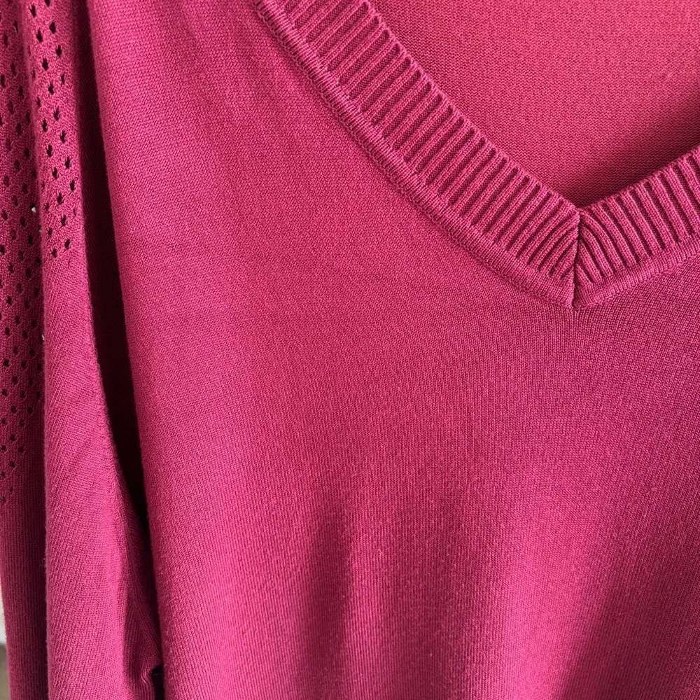 BloomChic Fishnet Knit Sweater 22-24 Long Sleeve V-Neck Pullover Casual